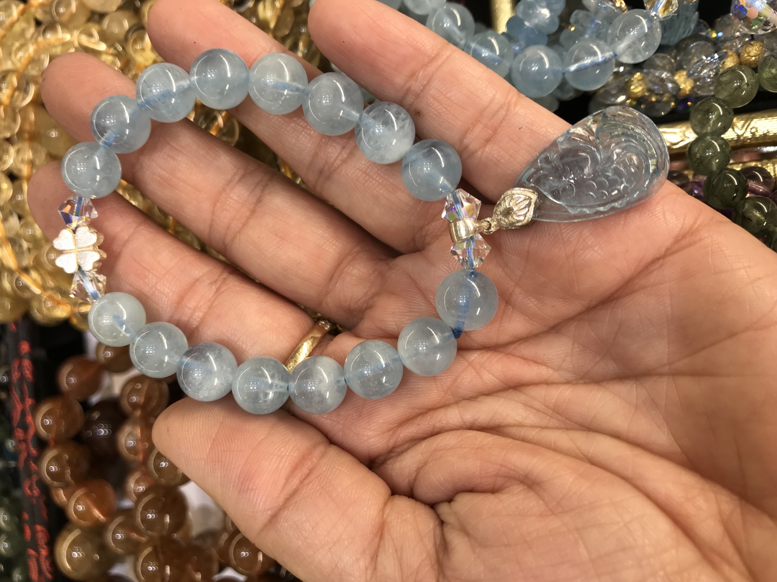 Vòng tay đá aquamarin thiên nhiên mix charm bạc ta (Mã sản phẩm: VT27)