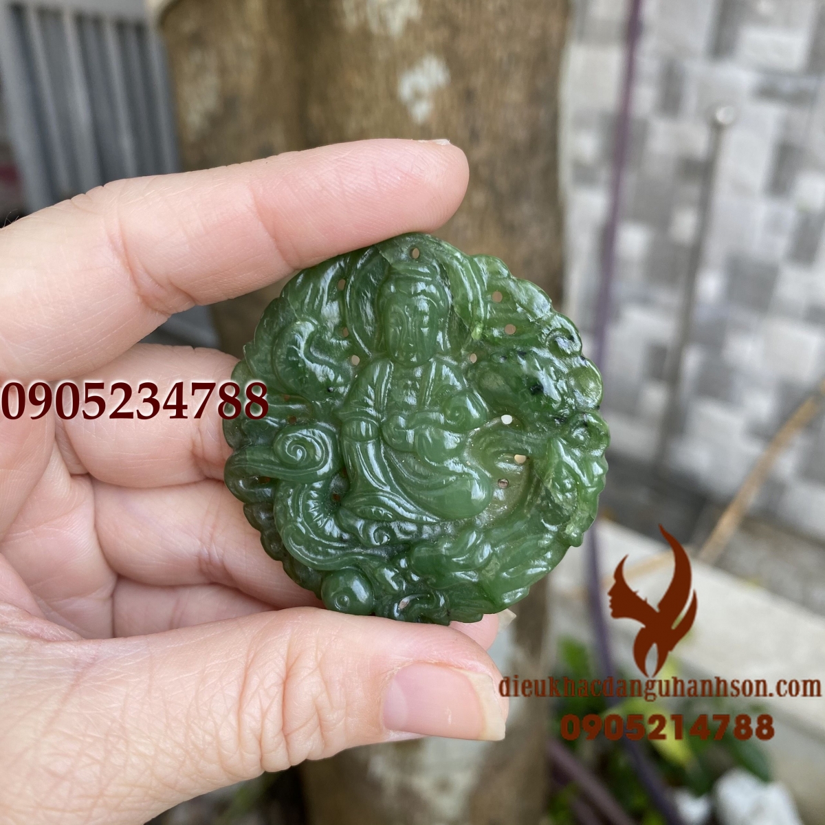 Mặt dây chuyền Quan âm Ngọc bích thiên nhiên (Mã sản phẩm: QA30)