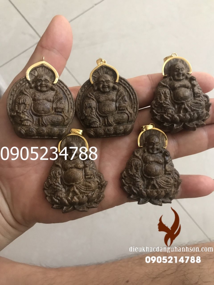Mặt phật di lặc trầm tốc tự nhiên viền vàng tây 18k TH10