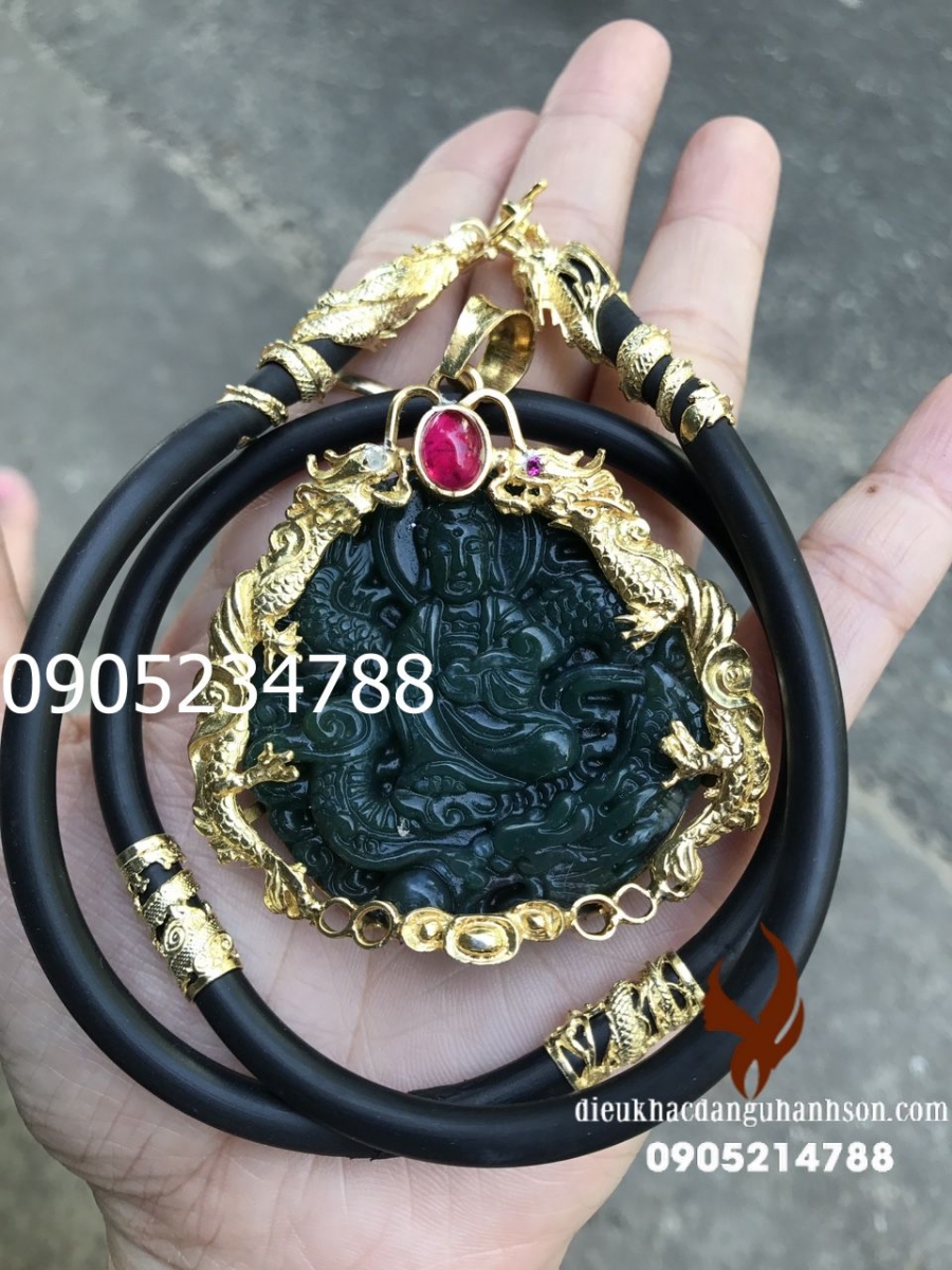 Mặt dây chuyền phật Quan Âm cưỡi rồng ngọc Caxedon tự nhiên ốp bạc xi vàng QA03